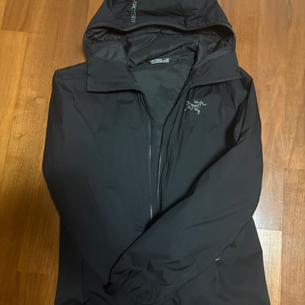 M교환 가능) 아크테릭스 아톰 후디 s 