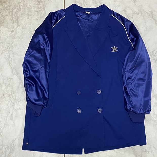 아디다스 일본판 자켓 오버핏 100 사이즈