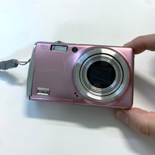 후지 파인픽스 F70 디지털 카메라