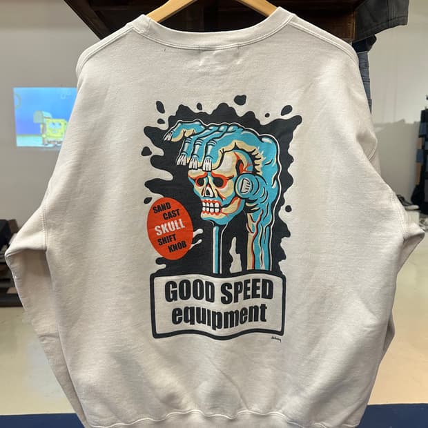 The evilact 스컬 맨투맨