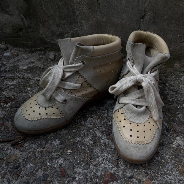 이자벨마랑 베티 바비 웨지 스니커즈