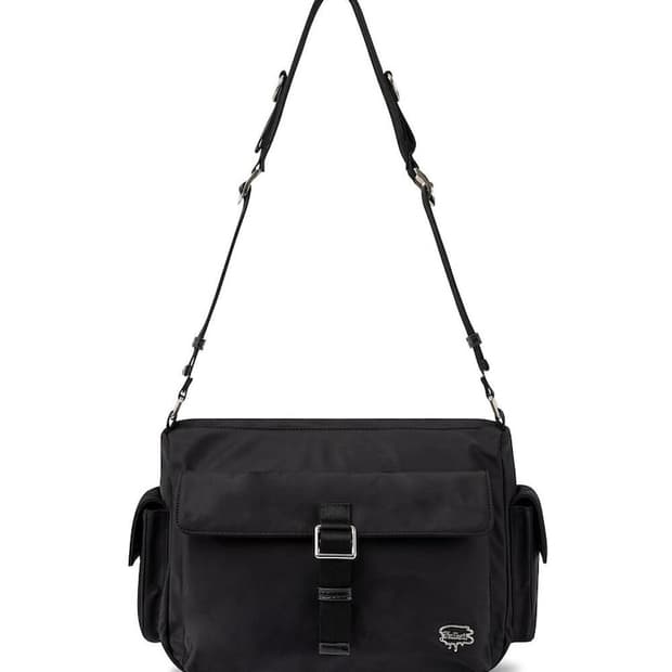 팔렛 클래스프 숄더백 블랙