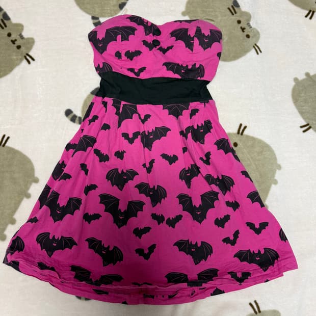 핑크 박쥐 미니드레스