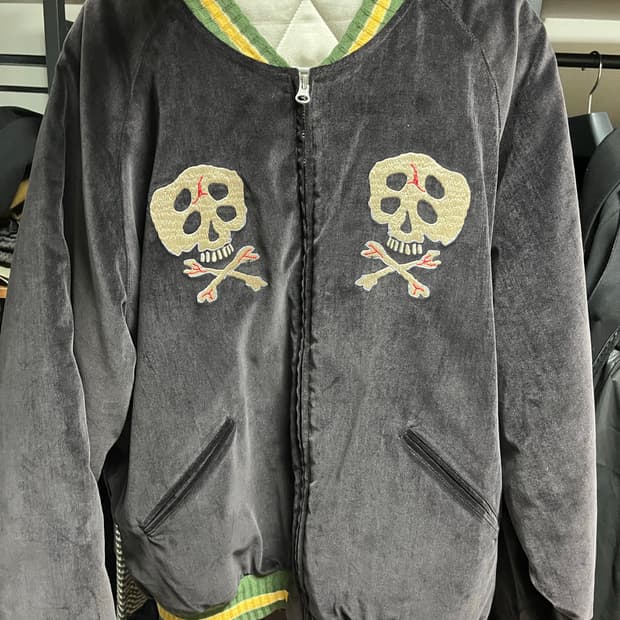 캐피탈 레인스컬 수베니어 봄버 4