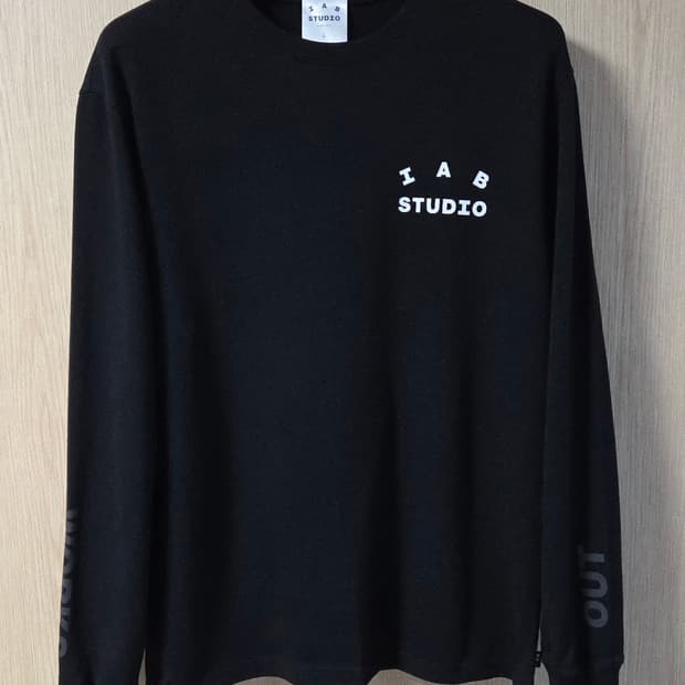 (착샷) 아이앱 스튜디오 x 웍스아웃 롱슬리브 긴팔 티셔츠 