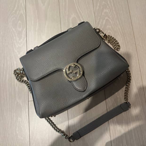 구찌 인터로킹 체인백 스몰 그레이