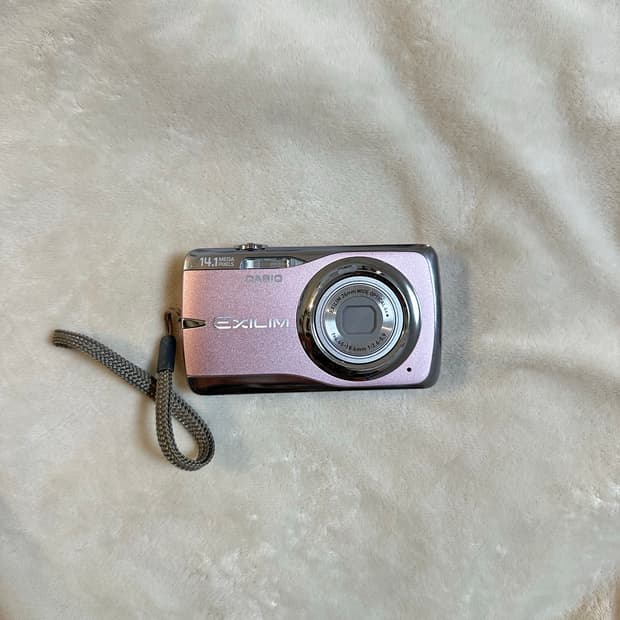 카시오 엑슬림 z550 디카/디지털카메라