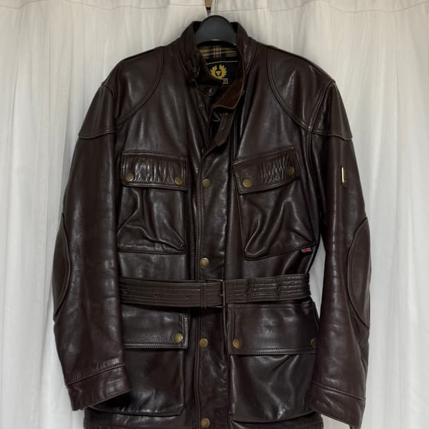 벨스타프 로드마스터 팬서 레더자켓 (발레노티)