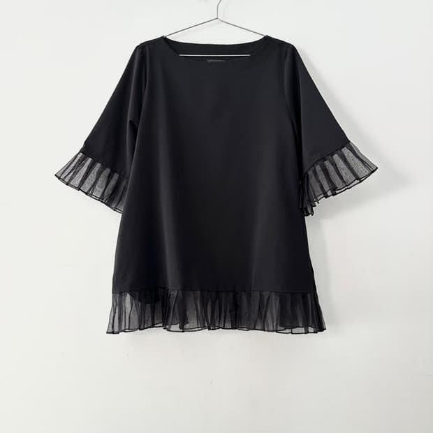 Organza ruffle mix top