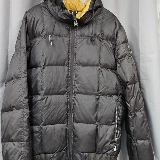 조던  패딩점퍼 