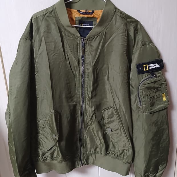 내셔널 지오그래픽항공자켓(L사이즈)  