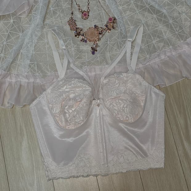 일본빈티지) 히메갸루st 핑크새틴 딸기우유 로맨틱 레이스 웨딩코르셋브라