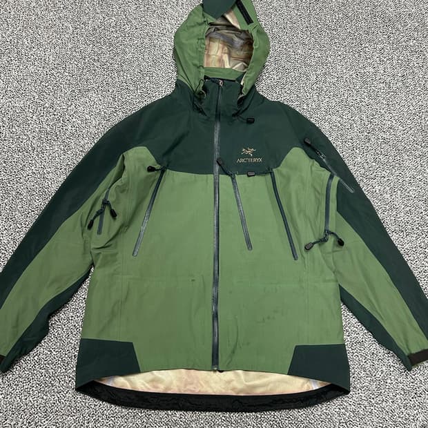 아크테릭스 고어텍스 바람막이 자켓