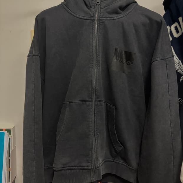 휴고보스 후드집업 