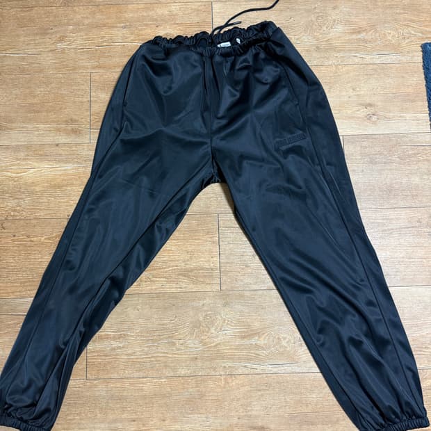 윌리차바리아 블랙 트랙조거 L