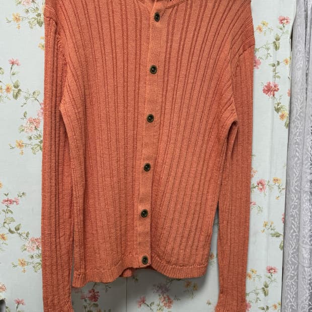 살구 터틀넥 상의