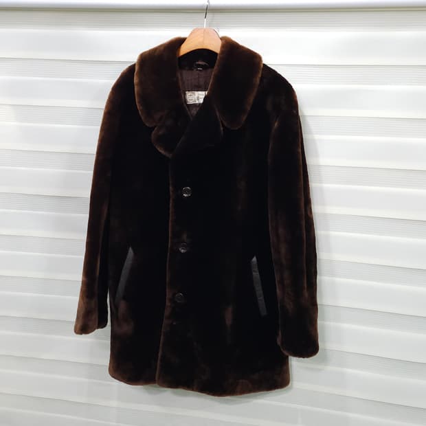 헝가리 빈티지 리얼 무톤 코트- 46사이즈