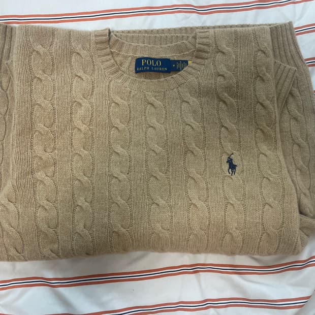 폴로 케이블 니트  m