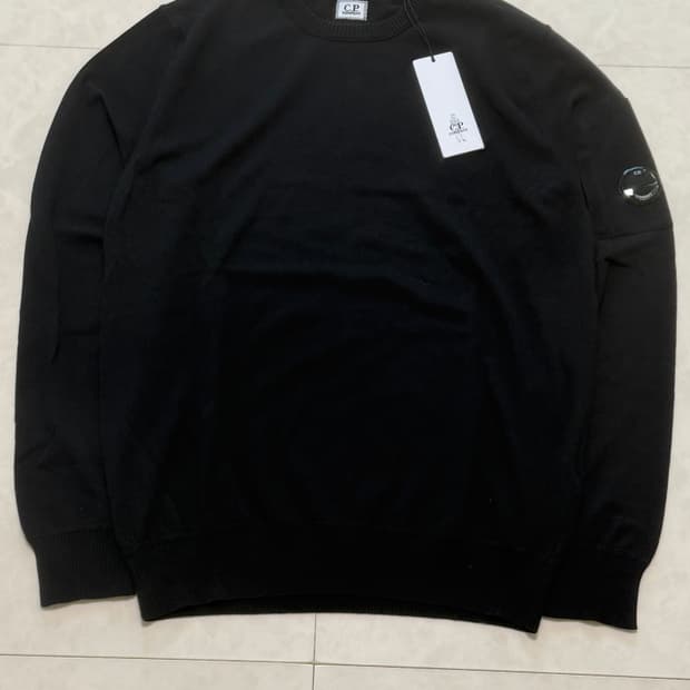 씨피컴퍼니 코튼 크레이프 크루넥 니트