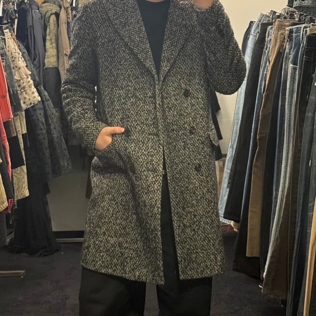 알뮤트 울 모 보카시 차콜 블랙 피크드 더블 롱 코트 고스 펑크 락시크