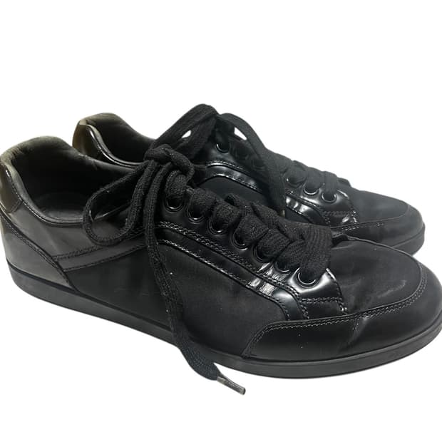 275~280) 프라다 유광 레더 나일론 스니커즈 신발 블랙