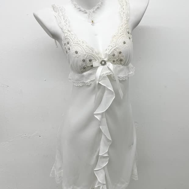 에블린 화이트페어리 시어 프릴 슬립