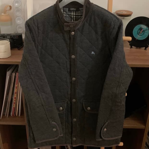 y2k 버버리 차콜그레이 퀄팅 자켓