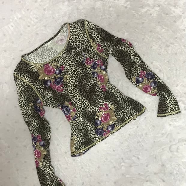 빈티지 장미 호피 대장 갸루 슬리브 