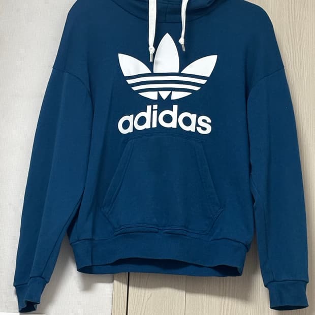 아디다스 후드티