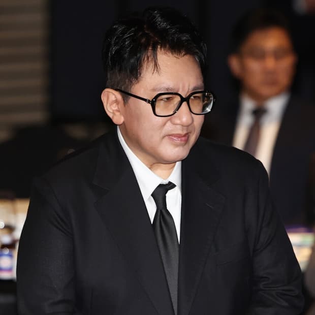 DPEW 빅프레임 뿔테 방시혁 안경 뿔테 블랙 핑크 제니 베카 KC01