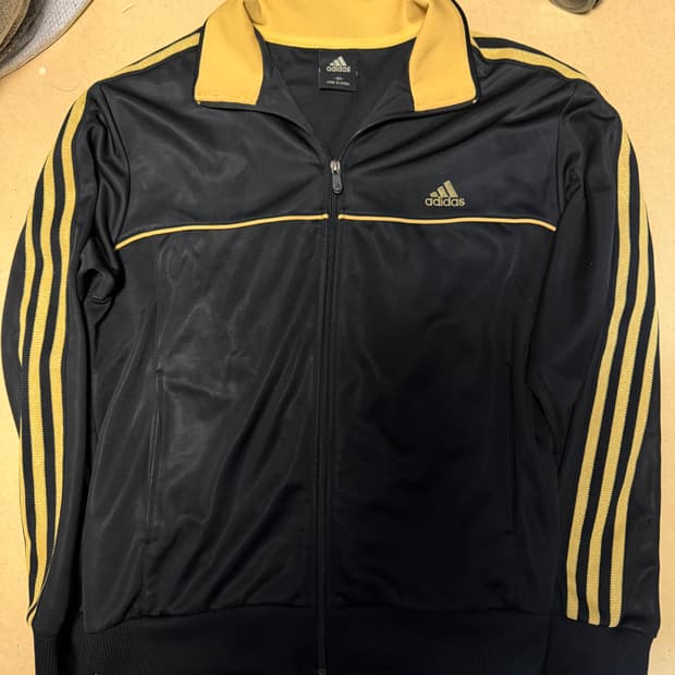 금색 블랙 아디다스 져지 갸루깔 빈티지