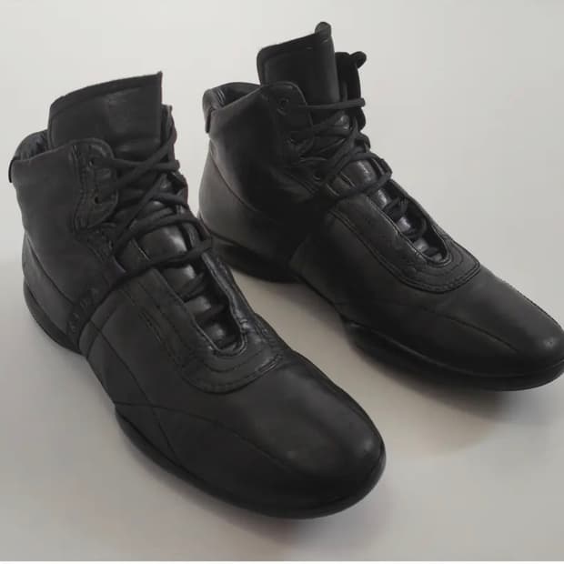 프라다스포츠 레더 하이탑 스니커즈