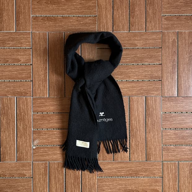 Courreges fringe angora wool muffler