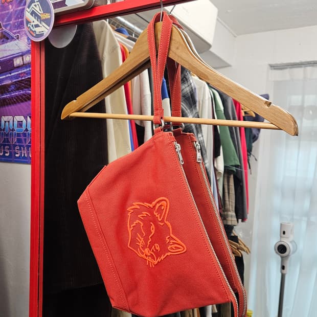 메종키츠네 폭스헤드파우치백