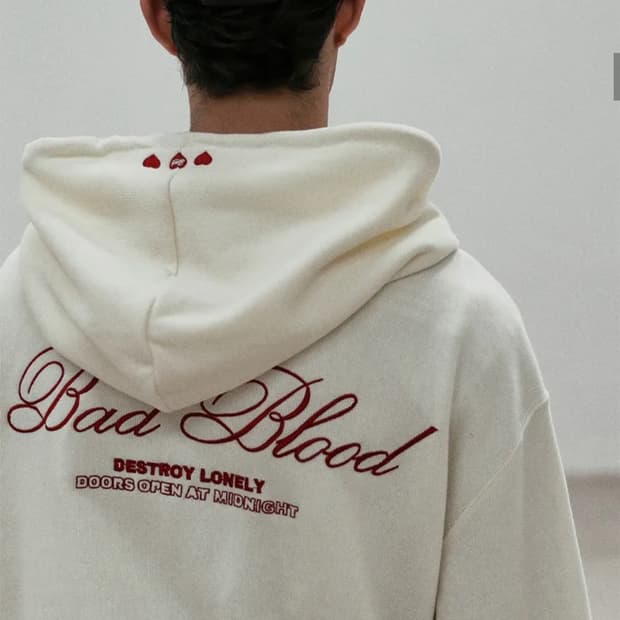 배드블러드 로고 후드집업 크림