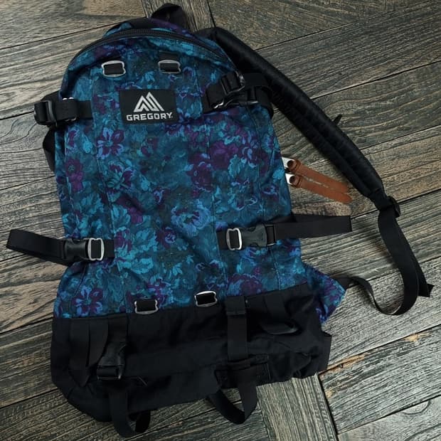 [그레고리] 데이앤하프 카모 패턴 백팩 M19233