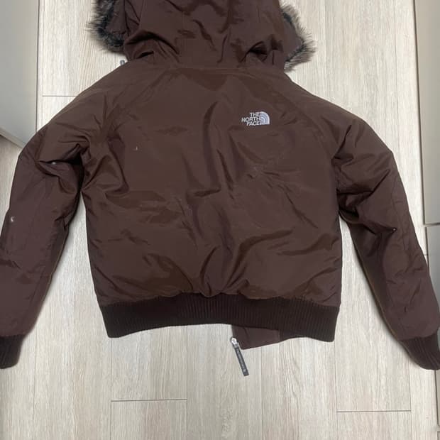 노스페이스 브라운 숏패딩 급처