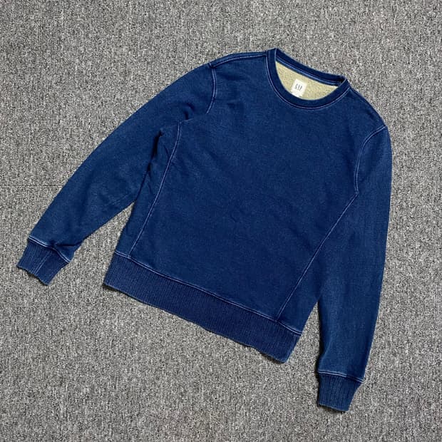 🌊GAP indigo sweat shirts