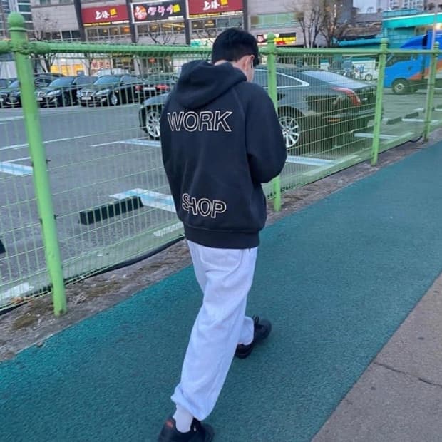 아워레가시 워크샵 후드 (48)