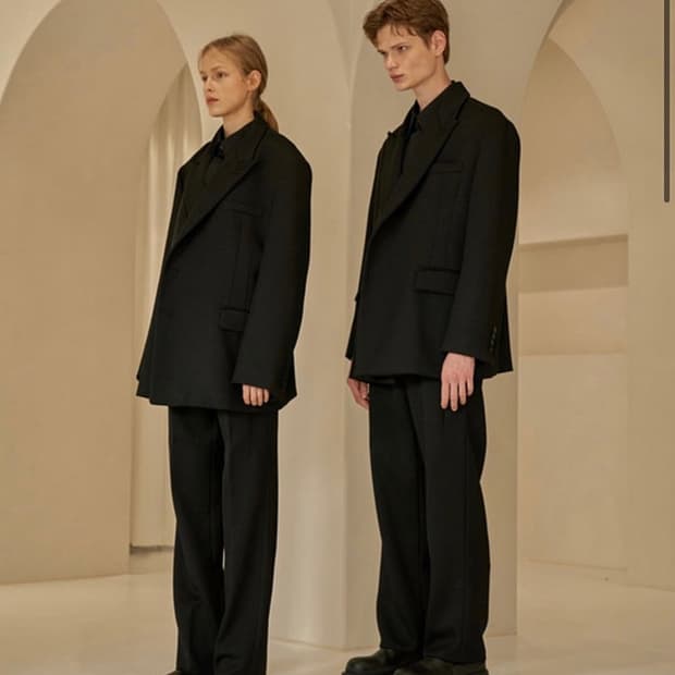 STU 더블 블레이저