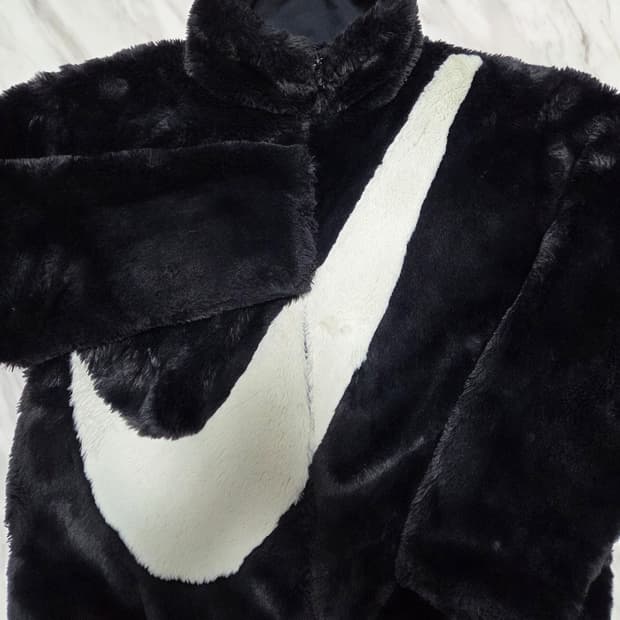 나이키 빅스우시 포우 퍼 자켓