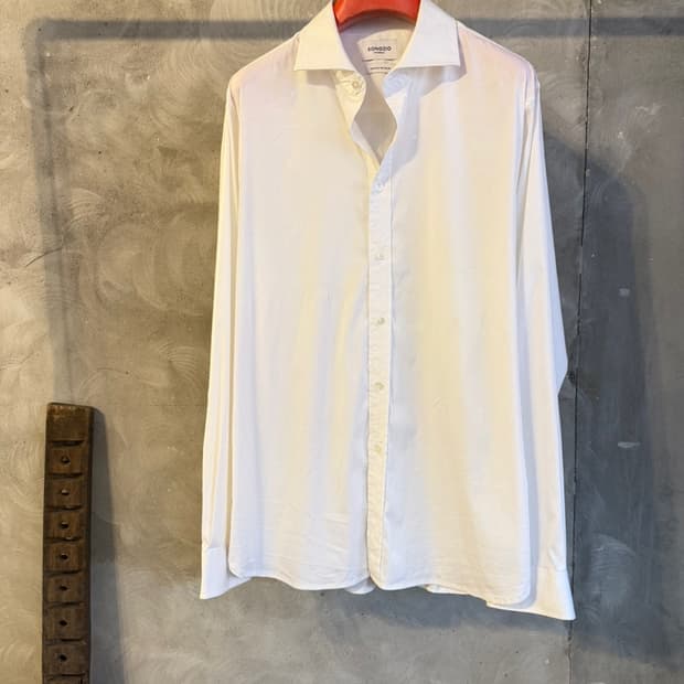 송지오 옴므 화이트셔츠 남성105