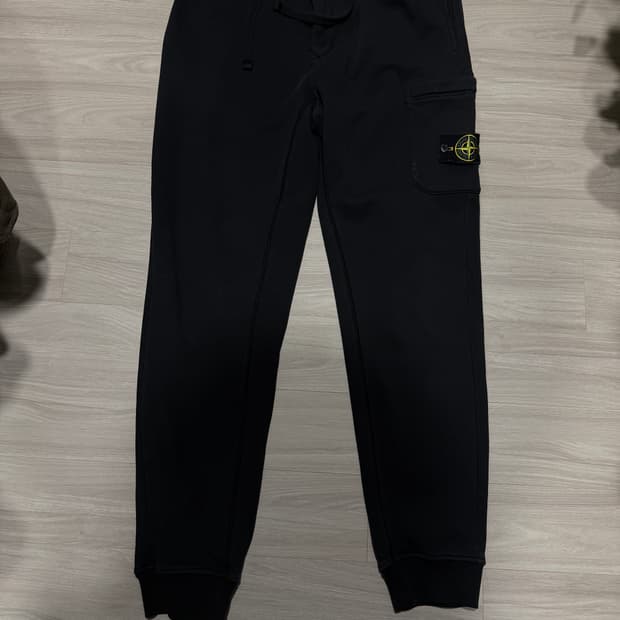 스톤아일랜드 조거 팬츠