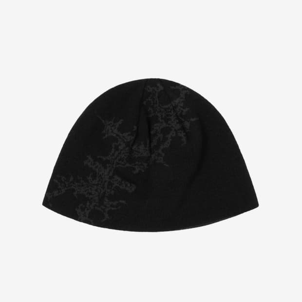 아캄 비니 Gothic Graphic Beanie