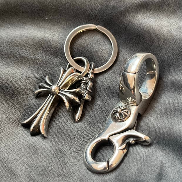 크롬하츠 스몰크로스&5대거 키링, 퀵클립