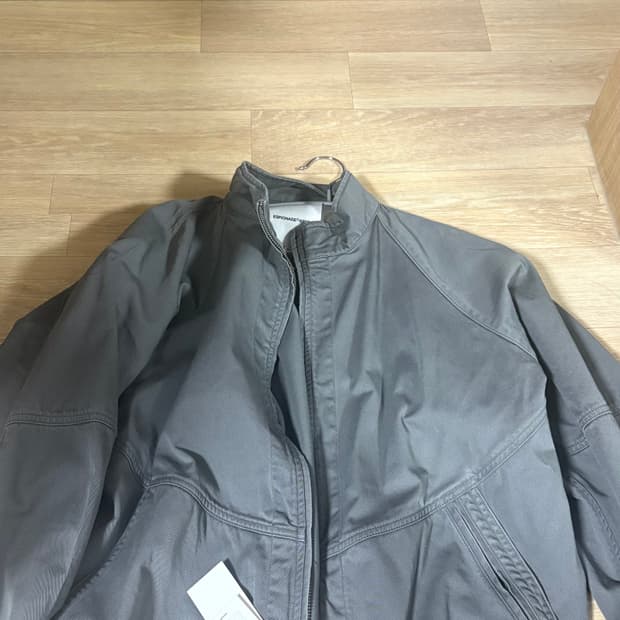 에스피오나지 트랙자켓 판매합니다