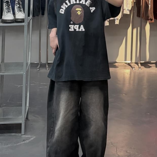 베이프 빅사루 컬리지 블랙 반팔 A3549