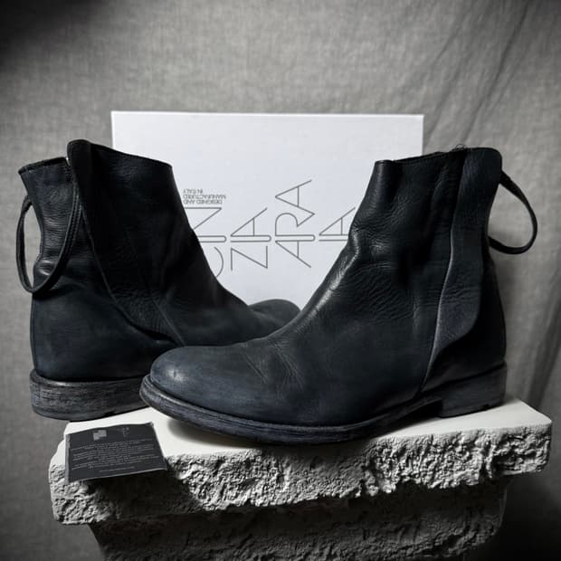 Cinzia Araia Back Zip Boots