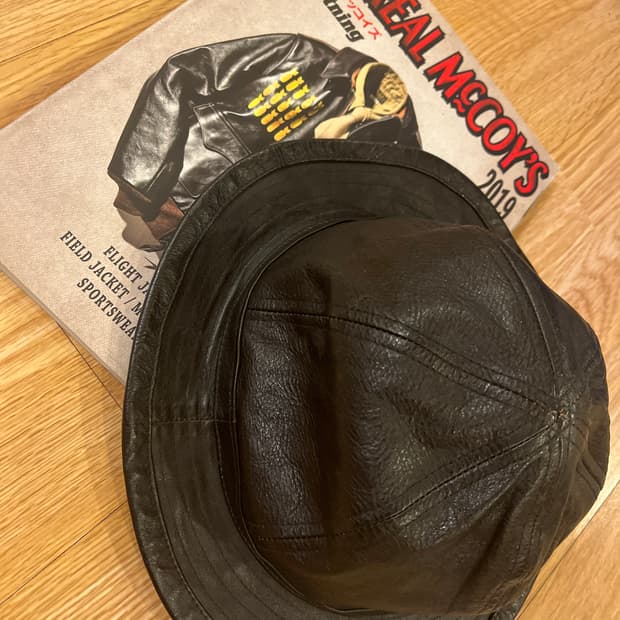 리얼맥코이 레더 헌팅 캡