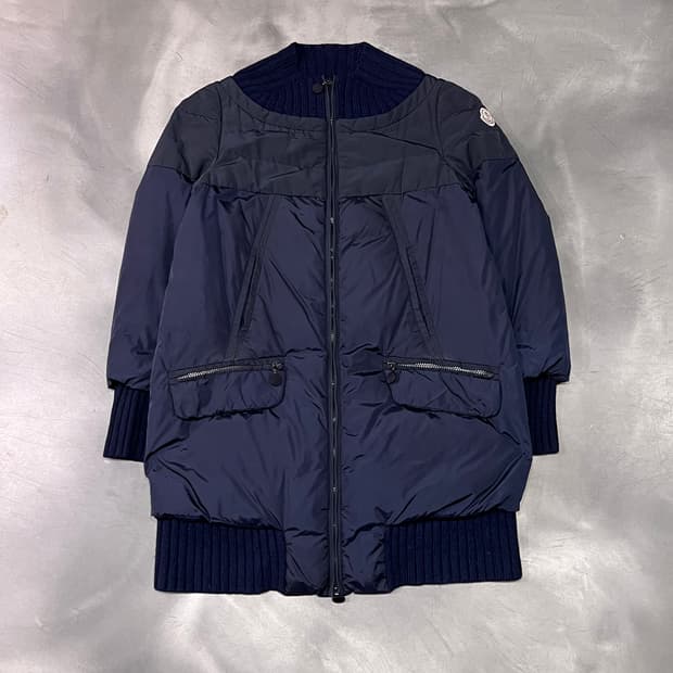  몽클레어 니트 넥 구스다운 패딩 y15559